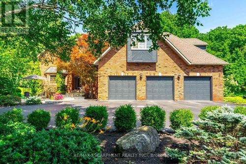 47 Woodend Drive, Hamilton, ON - Outdoor