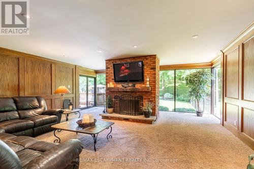 47 Woodend Drive, Hamilton, ON - Indoor Photo Showing Living Room With Fireplace