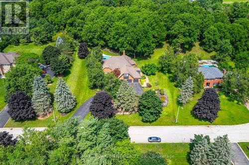 47 Woodend Drive, Hamilton, ON - Outdoor