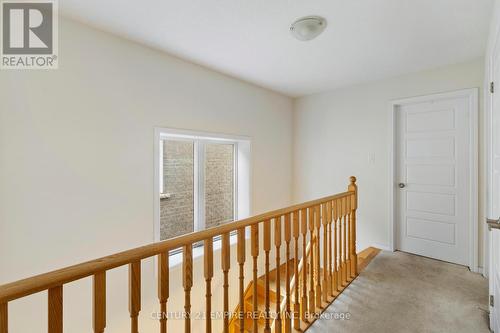 8751 Pawpaw Lane, Niagara Falls, ON - Indoor Photo Showing Other Room