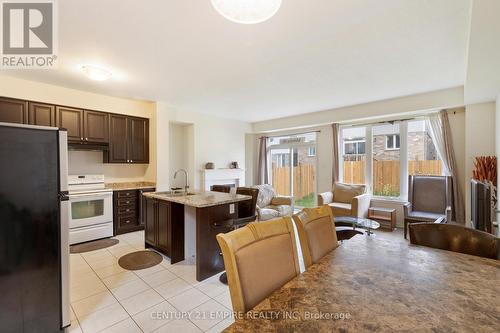 8751 Pawpaw Lane, Niagara Falls, ON - Indoor Photo Showing Kitchen