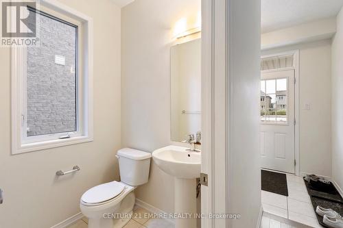 8751 Pawpaw Lane, Niagara Falls, ON - Indoor Photo Showing Bathroom