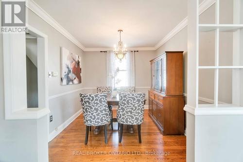 28 Walter Avenue S, Hamilton (Normanhurst), ON - Indoor Photo Showing Dining Room