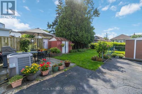 28 Walter Avenue S, Hamilton (Normanhurst), ON - Outdoor