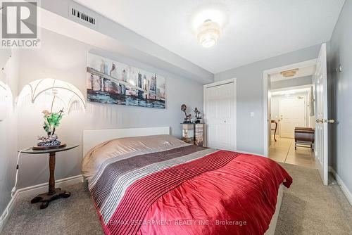 308 - 990 Golf Links Road, Hamilton (Meadowlands), ON - Indoor Photo Showing Bedroom