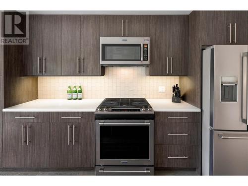 3630 Mission Springs Drive Unit# 108, Kelowna, BC - Indoor Photo Showing Kitchen With Stainless Steel Kitchen