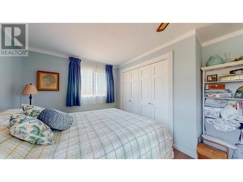 8901 92Nd Avenue, Osoyoos, BC - Indoor Photo Showing Bedroom