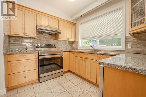 30 Drury Lane, Barrie (Codrington), ON - Indoor Photo Showing Kitchen