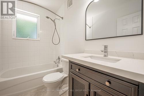 30 Drury Lane, Barrie (Codrington), ON - Indoor Photo Showing Bathroom