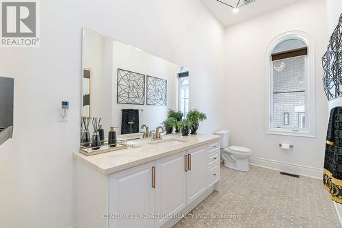 36 Quintette Close, Brampton (Bram East), ON - Indoor Photo Showing Bathroom