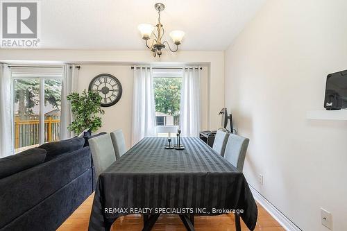 7 Newbridge Crescent, Brampton (Westgate), ON - Indoor Photo Showing Dining Room