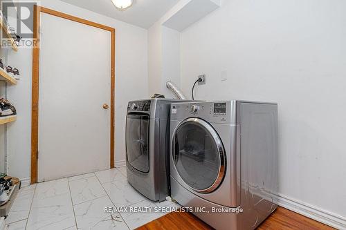 7 Newbridge Crescent, Brampton (Westgate), ON - Indoor Photo Showing Laundry Room