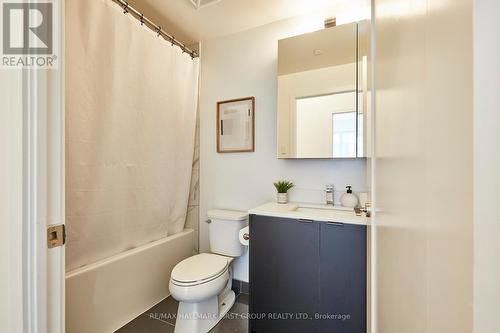 217 - 100 Eagle Rock Way, Vaughan, ON - Indoor Photo Showing Bathroom