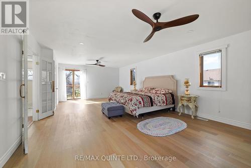 600 Kleinsteuber Park Road, Prince Edward County (Athol), ON - Indoor Photo Showing Bedroom