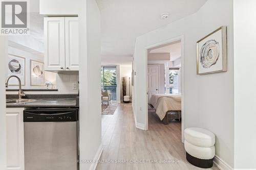 306 - 35 Finch Avenue E, Toronto (Willowdale East), ON - Indoor Photo Showing Kitchen With Double Sink