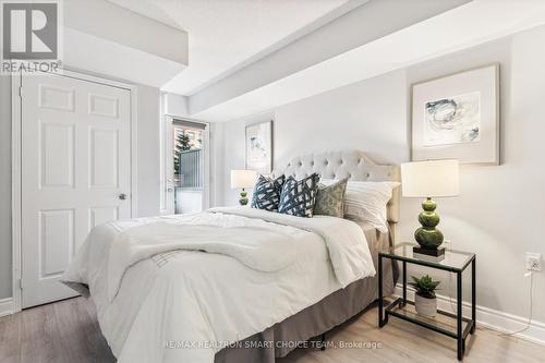 306 - 35 Finch Avenue E, Toronto (Willowdale East), ON - Indoor Photo Showing Bedroom