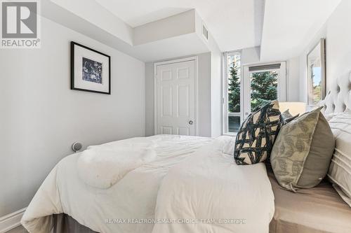 306 - 35 Finch Avenue E, Toronto (Willowdale East), ON - Indoor Photo Showing Bedroom