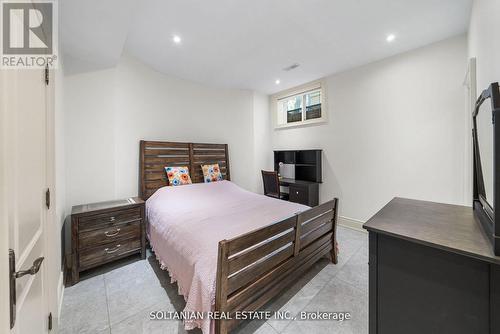 176 Empress Avenue, Toronto (Willowdale East), ON - Indoor Photo Showing Bedroom