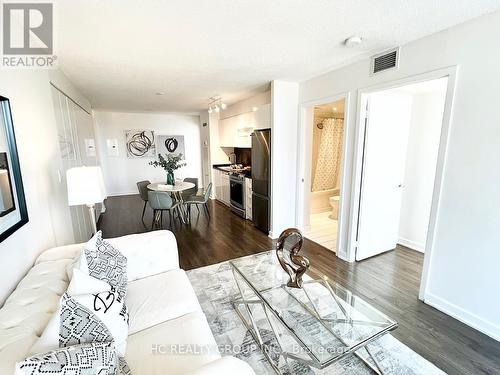 1602 - 10 Capreol Court, Toronto (Waterfront Communities), ON - Indoor Photo Showing Living Room