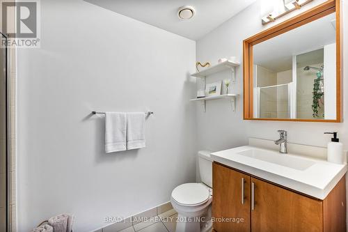 604 - 560 Front Street W, Toronto (Waterfront Communities), ON - Indoor Photo Showing Bathroom