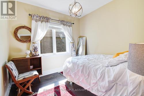 24 Wendat Trail, Springwater (Midhurst), ON - Indoor Photo Showing Bedroom