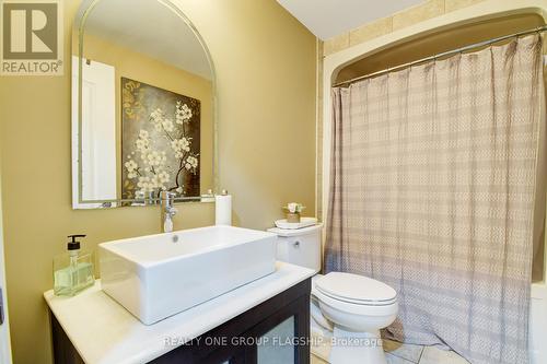 24 Wendat Trail, Springwater (Midhurst), ON - Indoor Photo Showing Bathroom