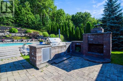 24 Wendat Trail, Springwater (Midhurst), ON - Outdoor