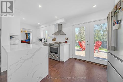 62 Swanston Crescent, Ajax (South West), ON - Indoor Photo Showing Kitchen