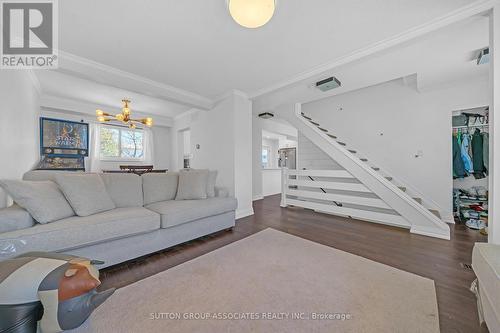 62 Swanston Crescent, Ajax (South West), ON - Indoor Photo Showing Living Room