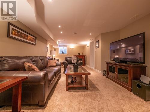 59 Great Eastern Avenue, St. John'S, NL - Indoor Photo Showing Living Room