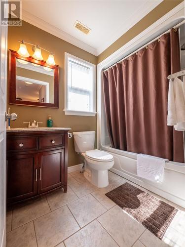 59 Great Eastern Avenue, St. John'S, NL - Indoor Photo Showing Bathroom