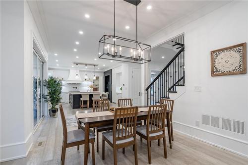 620 King Road, Burlington, ON - Indoor Photo Showing Dining Room