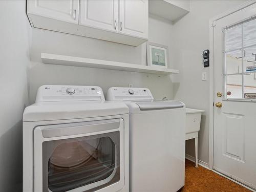 5649 Condor Place, Mississauga, ON - Indoor Photo Showing Laundry Room