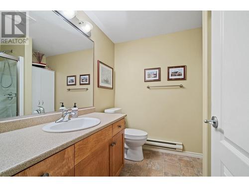 3512 Ridge Boulevard Unit# 15, West Kelowna, BC - Indoor Photo Showing Bathroom