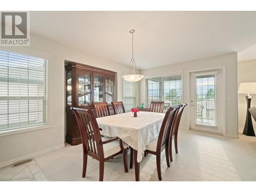 3512 Ridge Boulevard Unit# 15, West Kelowna, BC - Indoor Photo Showing Dining Room