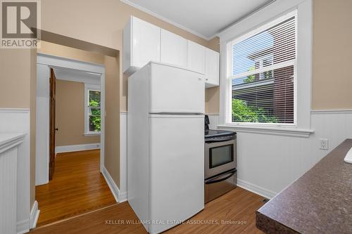 144 Sherman Avenue S, Hamilton (St. Clair), ON - Indoor Photo Showing Kitchen