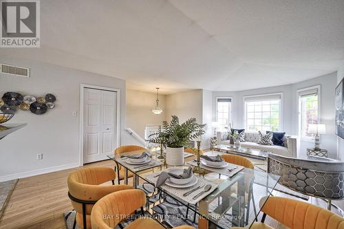 95 Mcguiness Drive, Brantford, ON - Indoor Photo Showing Dining Room