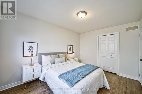 95 Mcguiness Drive, Brantford, ON - Indoor Photo Showing Bedroom