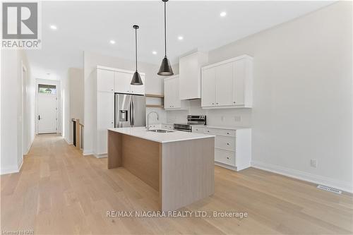 10 - 41 Ivy Crescent, Thorold, ON - Indoor Photo Showing Kitchen