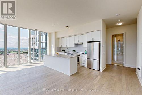 Ph203 - 9000 Jane Street, Vaughan (Concord), ON - Indoor Photo Showing Kitchen With Stainless Steel Kitchen