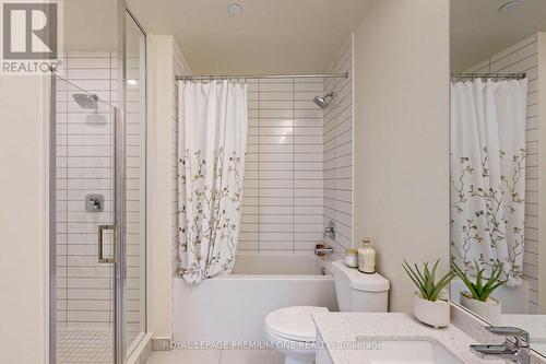 Ph203 - 9000 Jane Street, Vaughan, ON - Indoor Photo Showing Bathroom