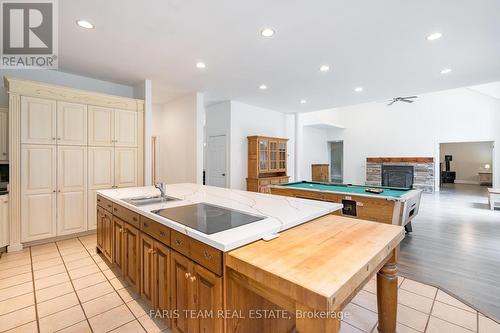 639 Concession 16 E Road, Tiny, ON - Indoor Photo Showing Kitchen