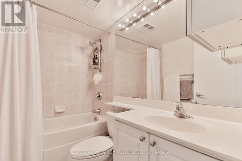 910 - 219 Fort York Boulevard, Toronto (Niagara), ON - Indoor Photo Showing Bathroom