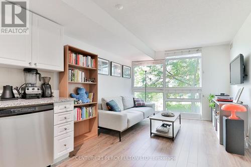 910 - 219 Fort York Boulevard, Toronto (Niagara), ON - Indoor