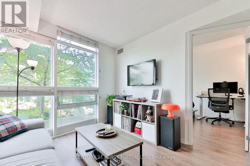 910 - 219 Fort York Boulevard, Toronto (Niagara), ON - Indoor