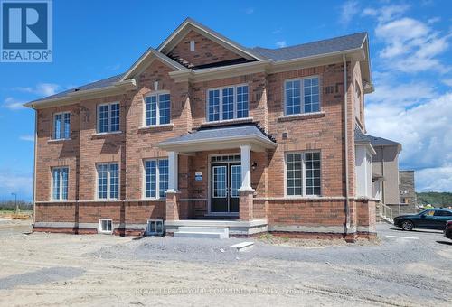 2 Lorrain Hand Crescent, Georgina, ON - Outdoor With Facade