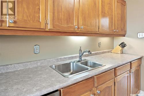 229 Langevin Crescent, Saskatoon, SK - Indoor Photo Showing Kitchen With Double Sink