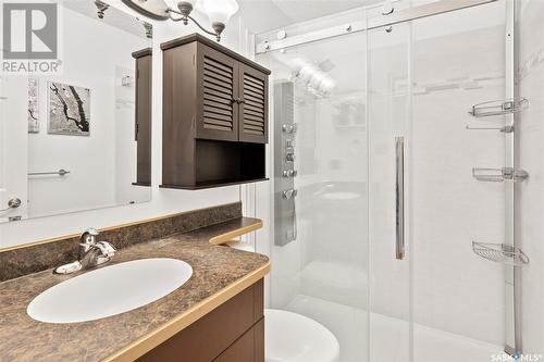 229 Langevin Crescent, Saskatoon, SK - Indoor Photo Showing Bathroom