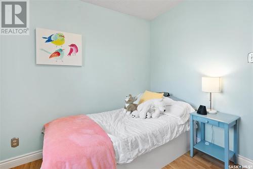 229 Langevin Crescent, Saskatoon, SK - Indoor Photo Showing Bedroom