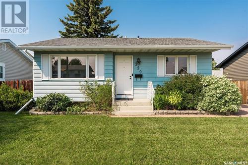 229 Langevin Crescent, Saskatoon, SK - Outdoor